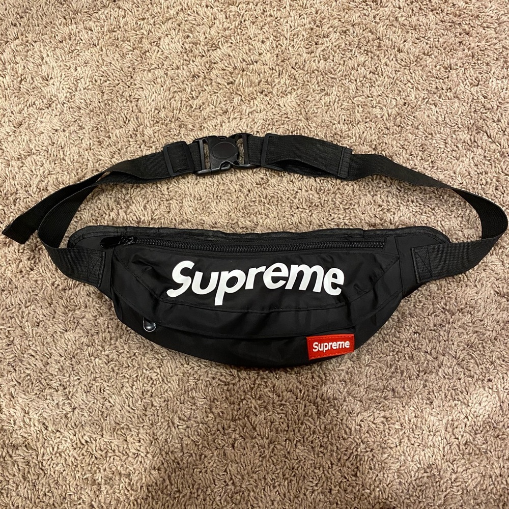 SUPREME WAIST BAG